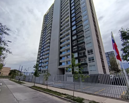 Edificio en La Florida cercano a Mall Folida Center
