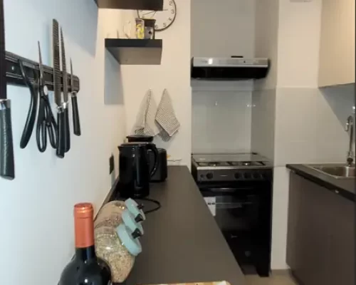 Cocina a gas y muebles a la medida