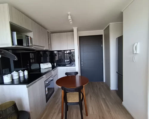 Cocina amoblada y equipada venta departamento bono pie La Florida metro Mirador