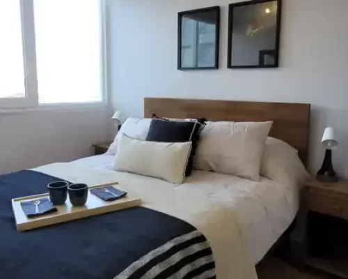 Dormitorio Matrimonial cama 2 plazas venta con bono pie en Cerrillos