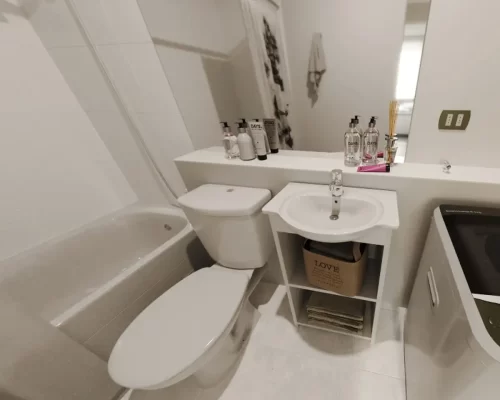Baño con conexion lavadora