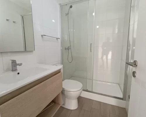 Segundo baño venta en Macul entrega inmediata vende Midepartamento.cl