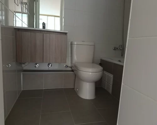 Baño segundo dormotorio Departamneto 2d2b Mariposa entrega inmediata bono pie