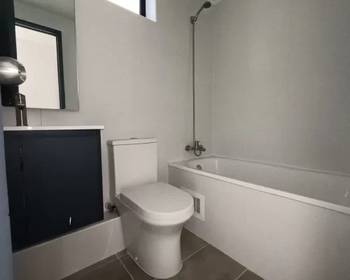 Baño venta departamento con bono pie y tasa rebajada