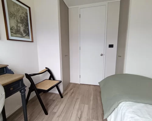 Segundo dormitorio vista closet venta departamento bono pie La Florida metro Mirador