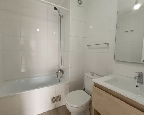 15-segundo-bano-departamento-en-venta-macul-bono-pie-vende-midepartamento.cl