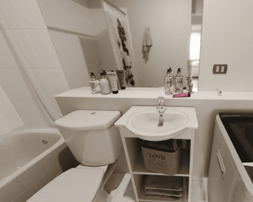 9) Baño