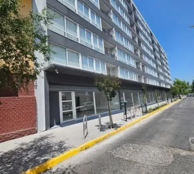 Edificio en Rancagua con locales comerciales entrega inmediata