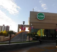 Supermercado Jumbo cercano a proyecto